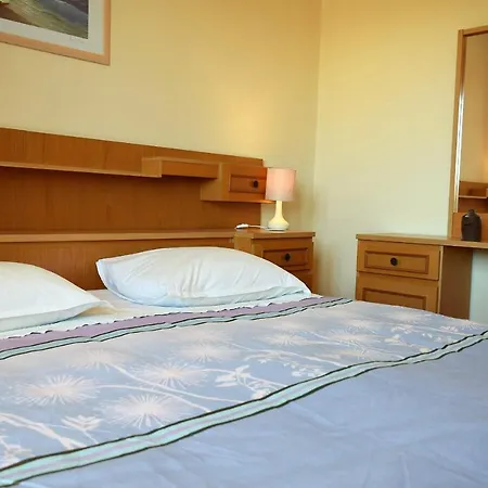 Peter Pan Apartment Palit