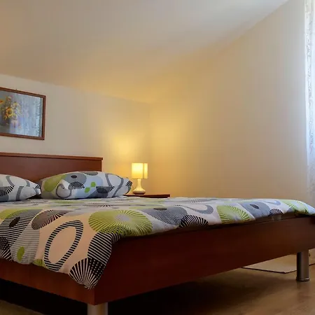 Peter Pan Apartment